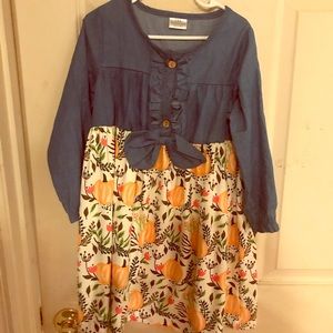 Girl’s fall dress